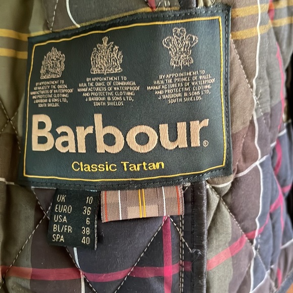 Barbour Women’s Navy Quilted Jacket size US 6 EUC - Picture 3 of 5